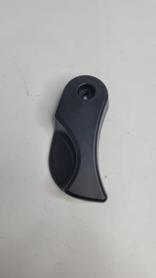 BMW F80 M3 Bonnet Release Handle 7309608 - MPerformance.parts