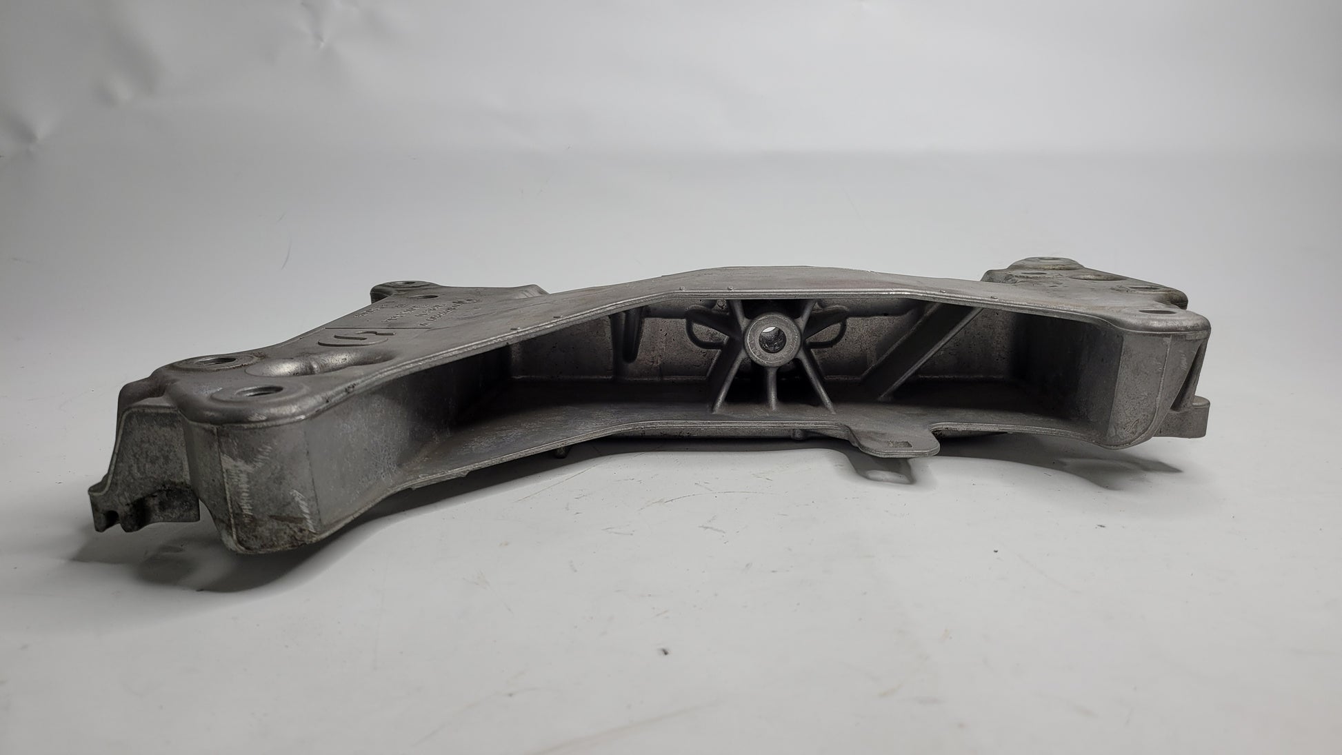 BMW G82 G83 M4 Transmission Cross Member Bracket Mount - 8058629 - MPerformance.parts