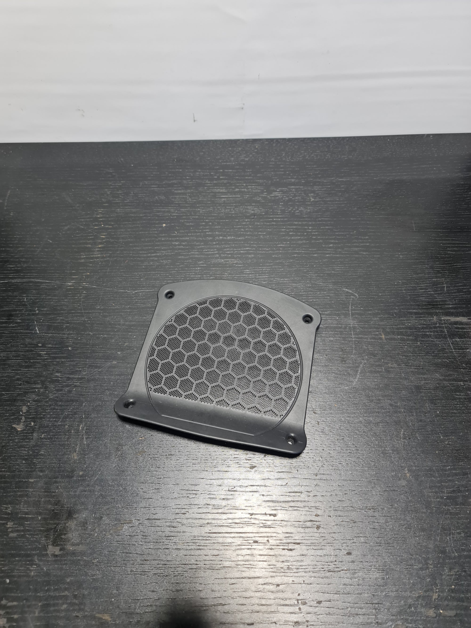 BMW M3 Speaker cover trim 2622658 G80 65132622658 - MPerformance.parts