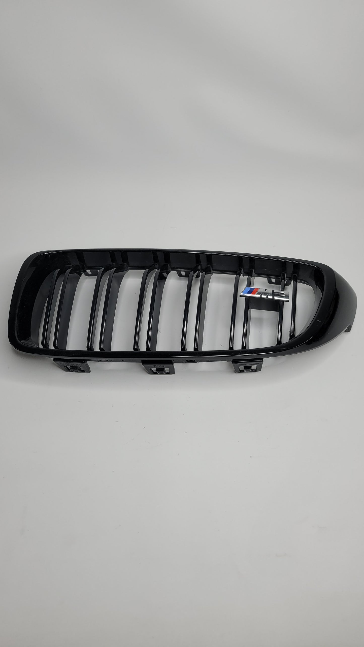 BMW 3 SERIES RADIATOR GRILLE LEFT SIDE M3 F80 - MPerformance.parts