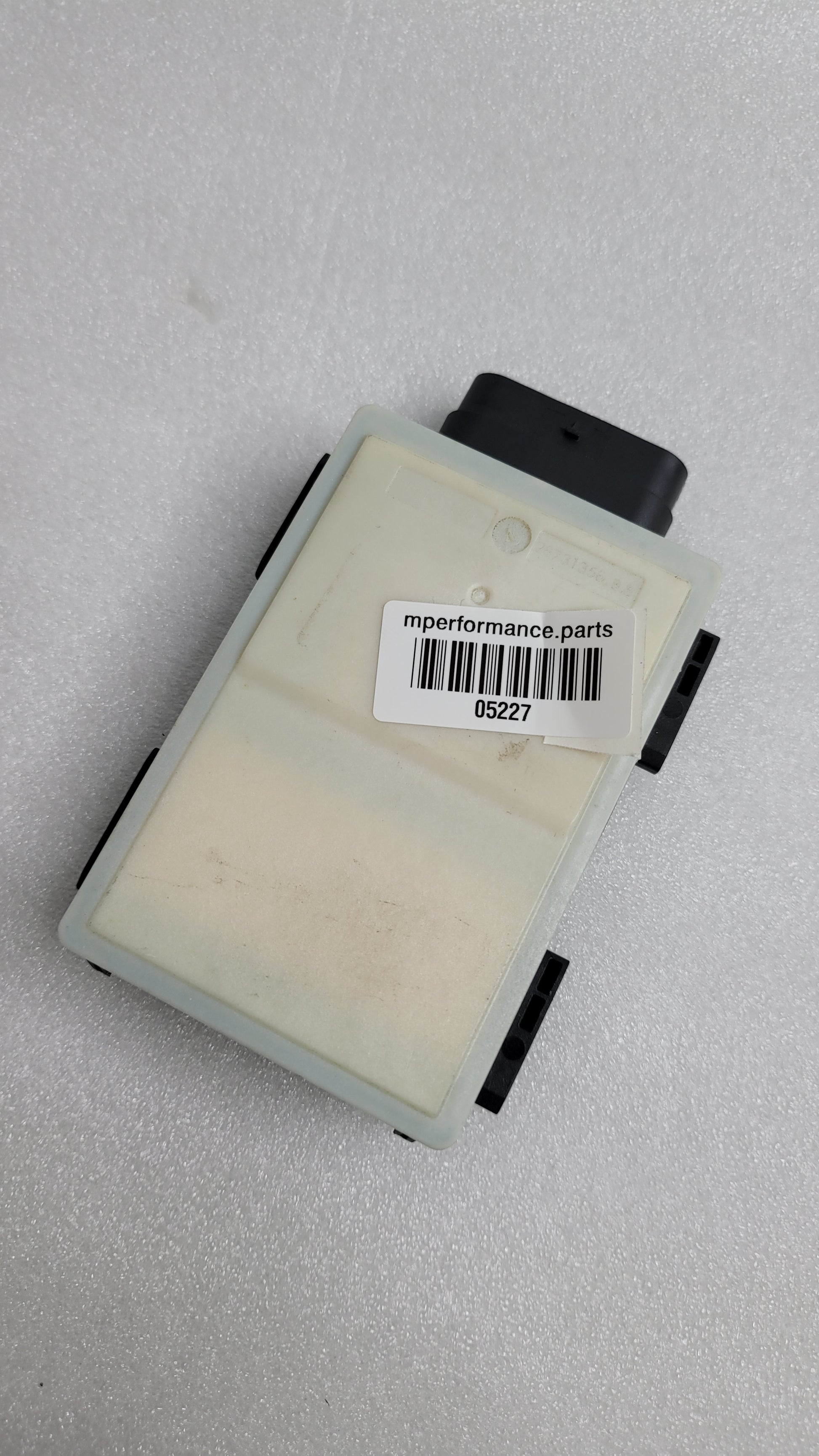 Blind Spot Detection Distance Radar Sensor BMW 2 3 4 5 7 8 X Series 5A495A3 - MPerformance.parts