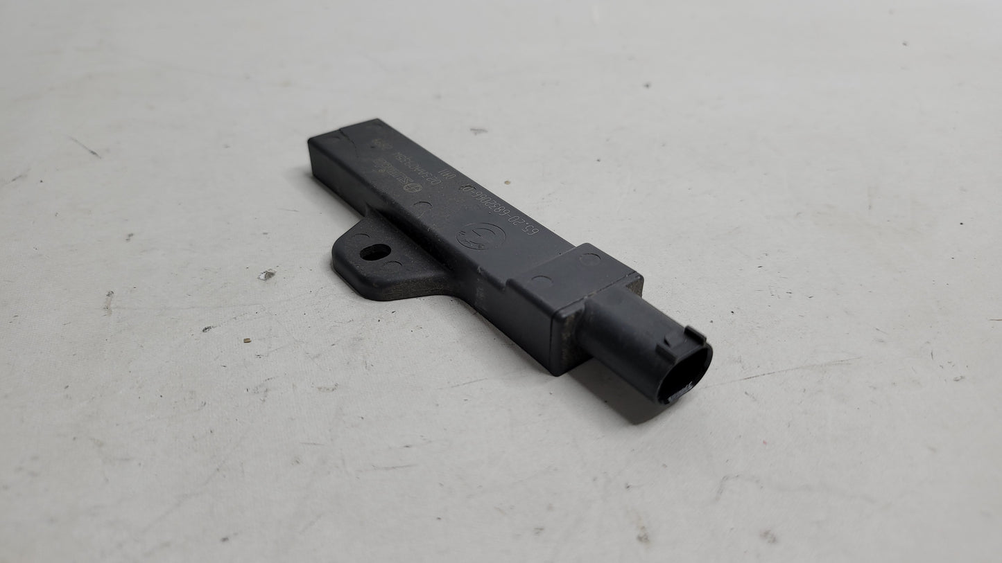 BMW G80 M3 KEYLESS ENTRY ANTENNA RECEIVED UNIT - MPerformance.parts