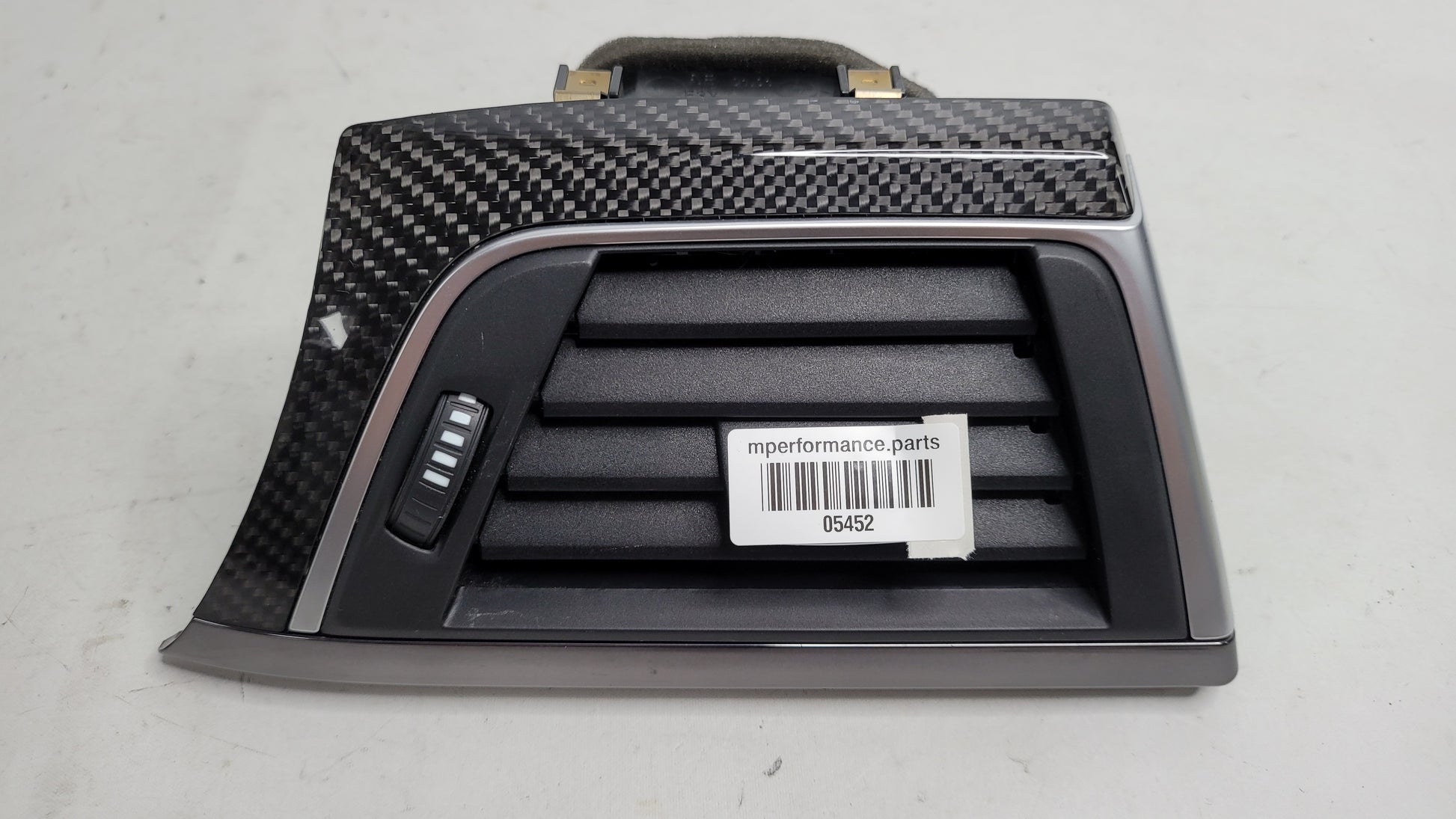 Original BMW Fresh Air Grille, Right 64229231995 9231995 09 - MPerformance.parts
