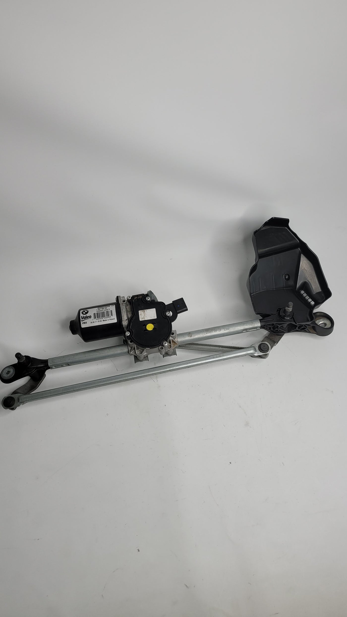 BMW M4 F82 2014 Front Windscreen Wiper Motor RHD 726750403 - MPerformance.parts