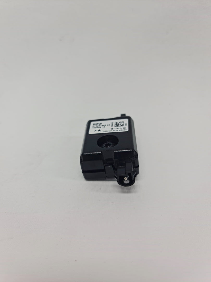 GENUINE BMW F80 F82 F87 Antenna Amplifier Trap circuit - MPerformance.parts