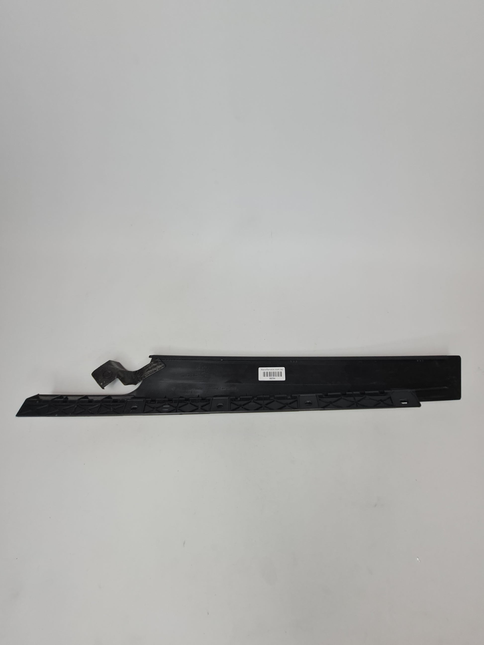 BMW 340 XI F30 F31 FRONT LEFT B PILLAR DOOR WINDOW MOULDING OEM - MPerformance.parts