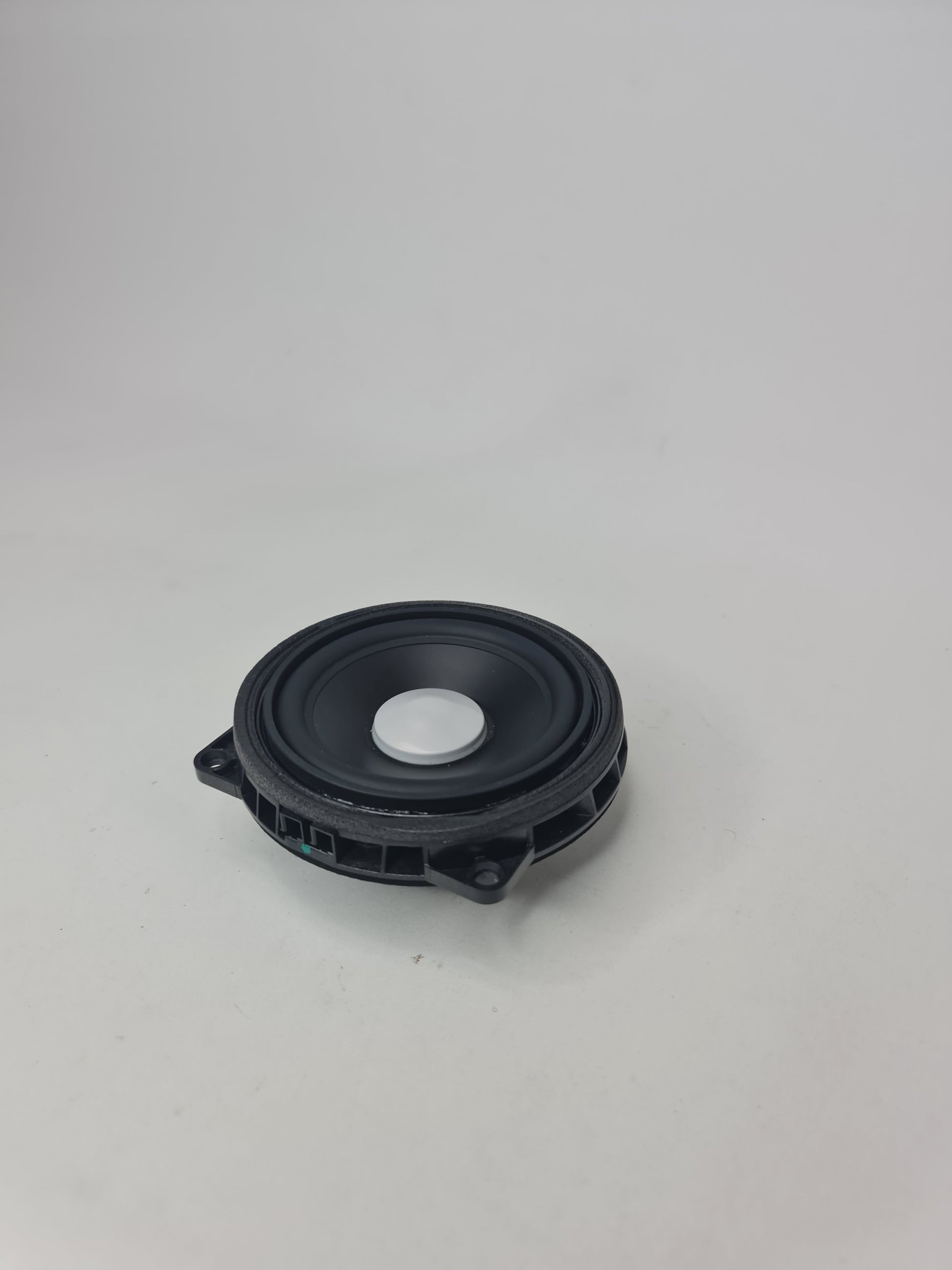 BMW I3 HYBRID FRONT RIGHT SIDE SPEAKER - MPerformance.parts