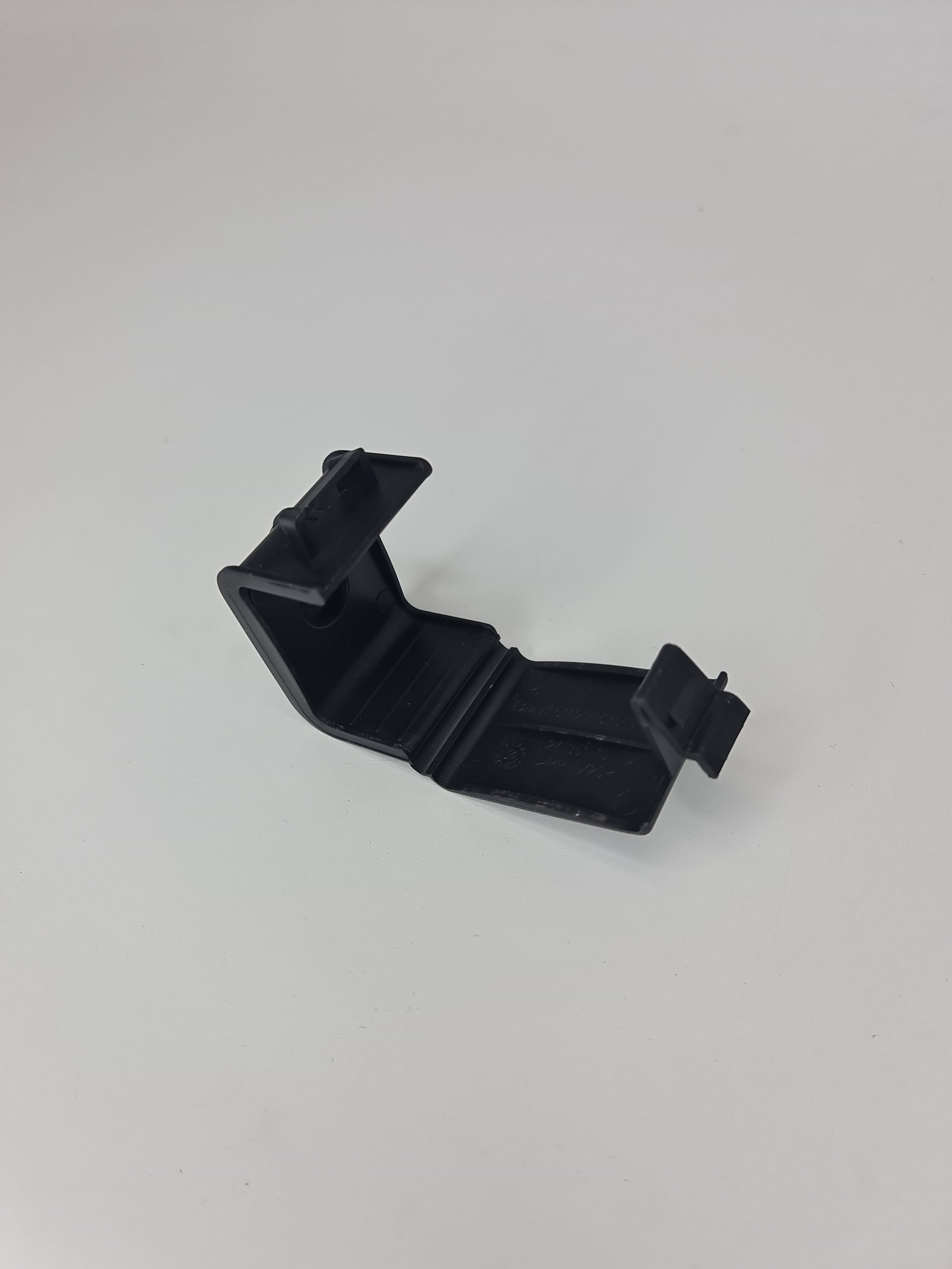 BMW 1 2 3 4 6 F20 F30 F90 E84 E90 E92 Warning Triangle Holder Bracket 7167548 - MPerformance.parts