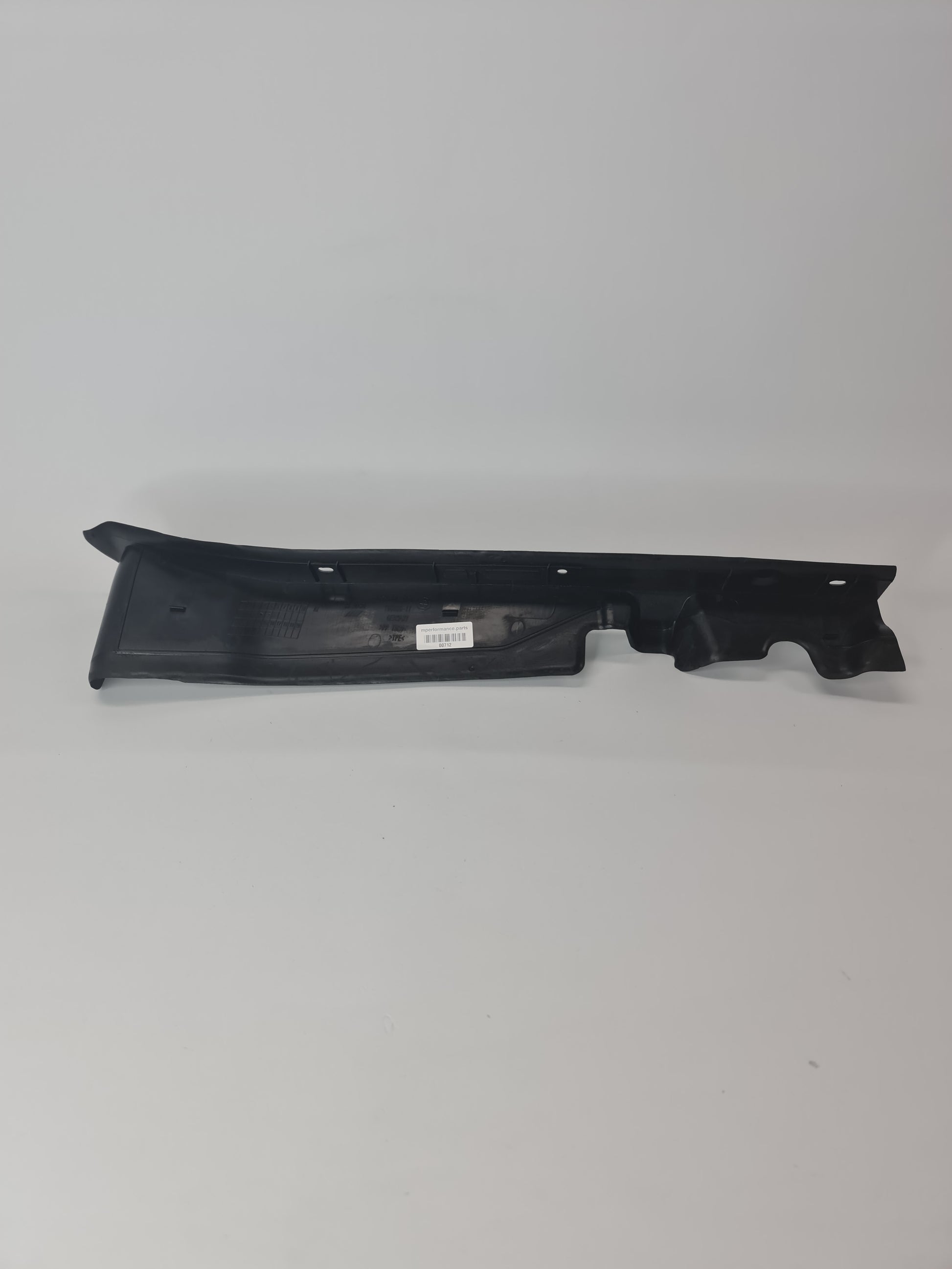 BMW 3 SERIES WING TOP SEAL COVER LEFT F30 2012-2019 7264273 51767264273 - MPerformance.parts