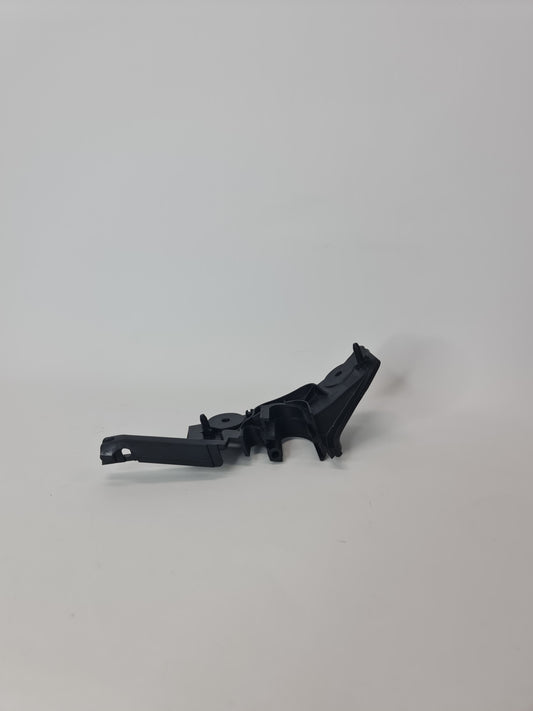 2012 13 14 2015 Bmw 3 Series F30 Bulkhead Seal Bracket Front Passenger Right Rh 8621100 12528621100 - MPerformance.parts