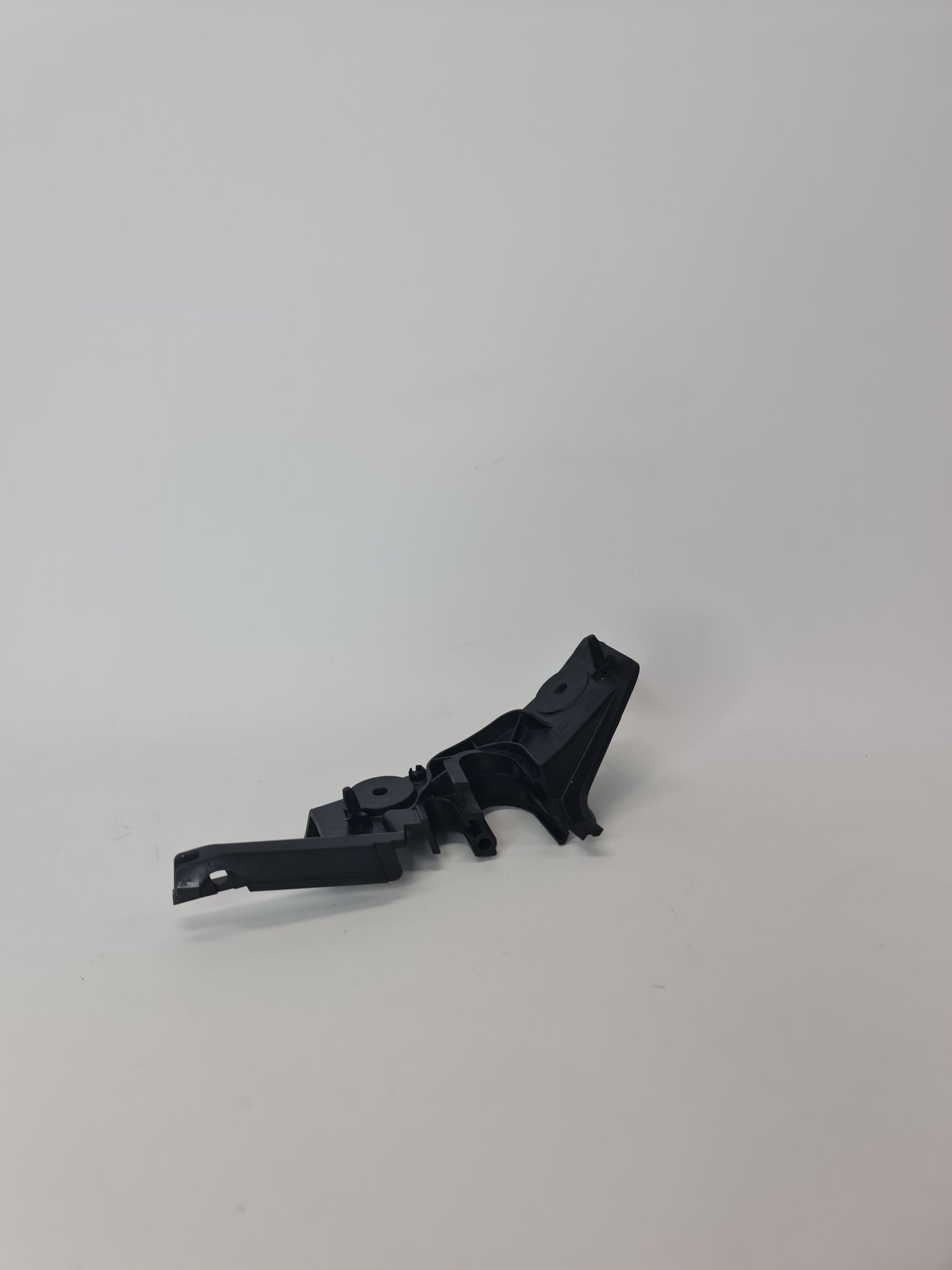 2012 13 14 2015 Bmw 3 Series F30 Bulkhead Seal Bracket Front Passenger Right Rh 8621100 12528621100 - MPerformance.parts