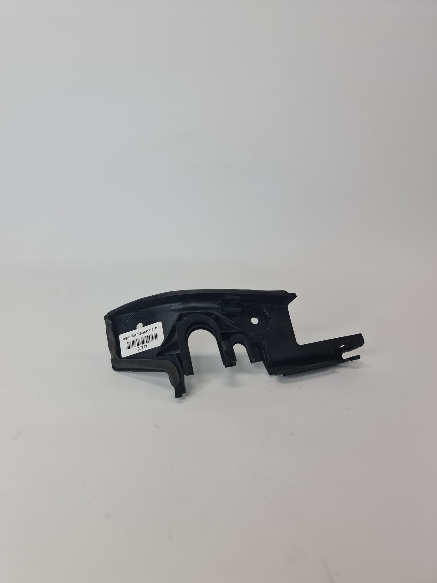 2012 13 14 2015 Bmw 3 Series F30 Bulkhead Seal Bracket Front Passenger Right Rh 8621100 12528621100 - MPerformance.parts