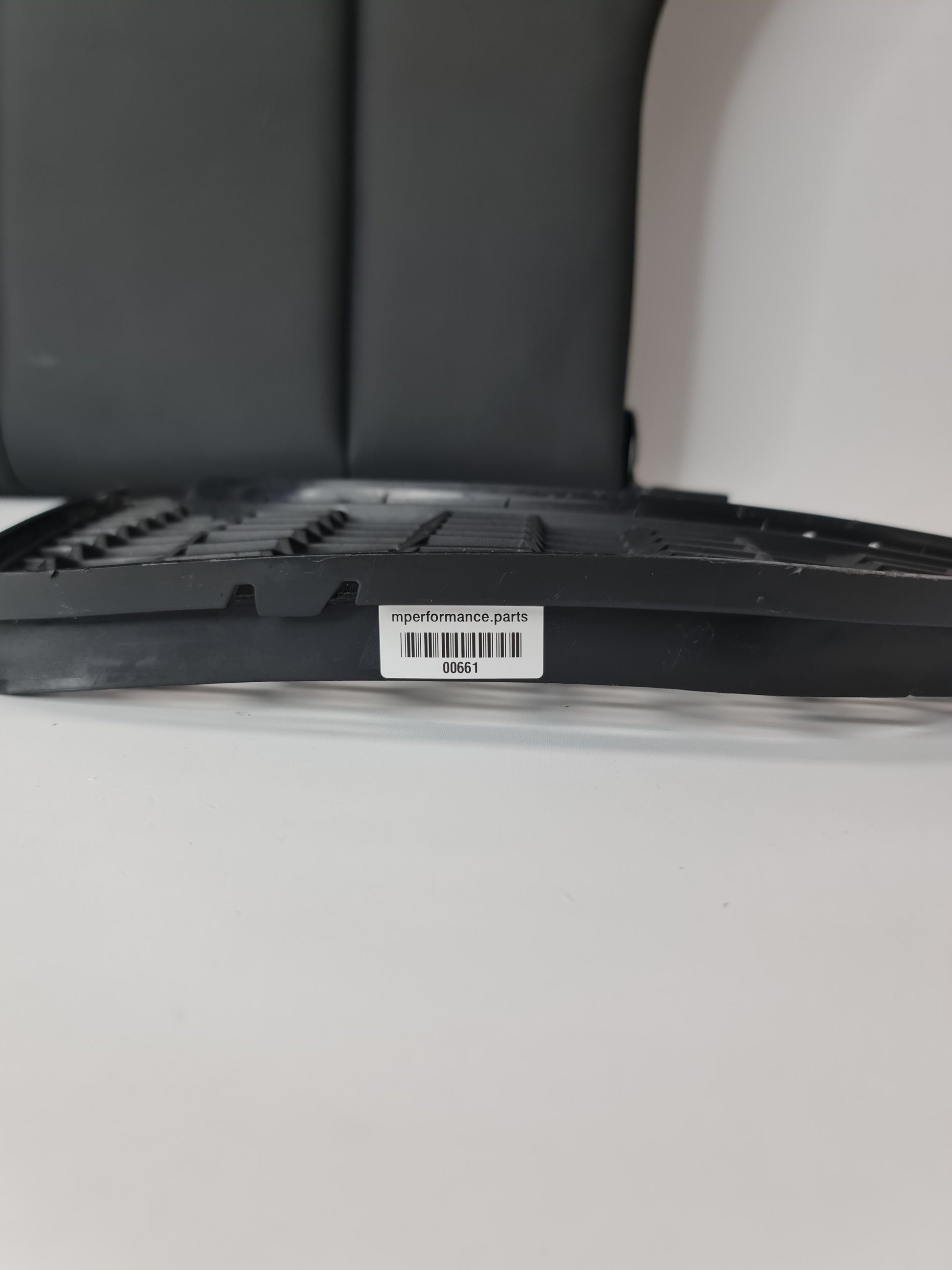 NEW BMW M4 F82 FRONT BUMPER LOWER RIGHT GRILLE 51118054302 8054302 2016 OEM - MPerformance.parts