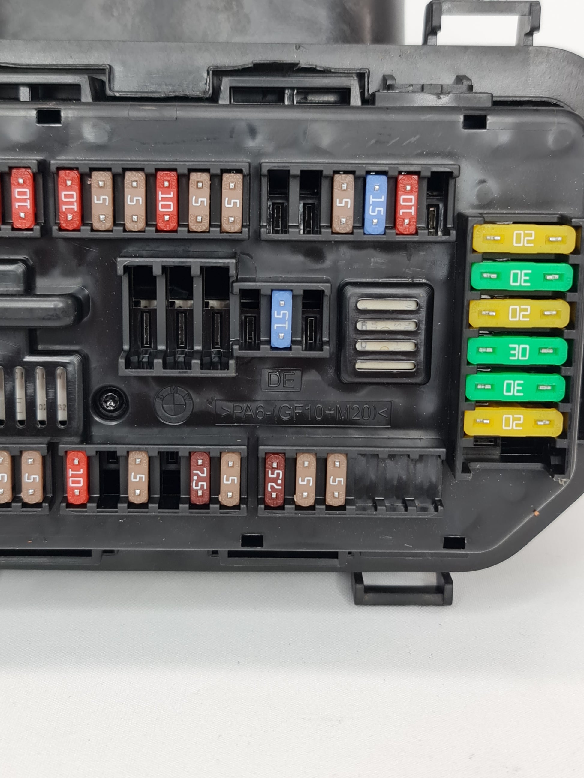 Bmw 1 Series F21 M135 2015-2021 Power Distribution Fuse Box 9389068 - MPerformance.parts