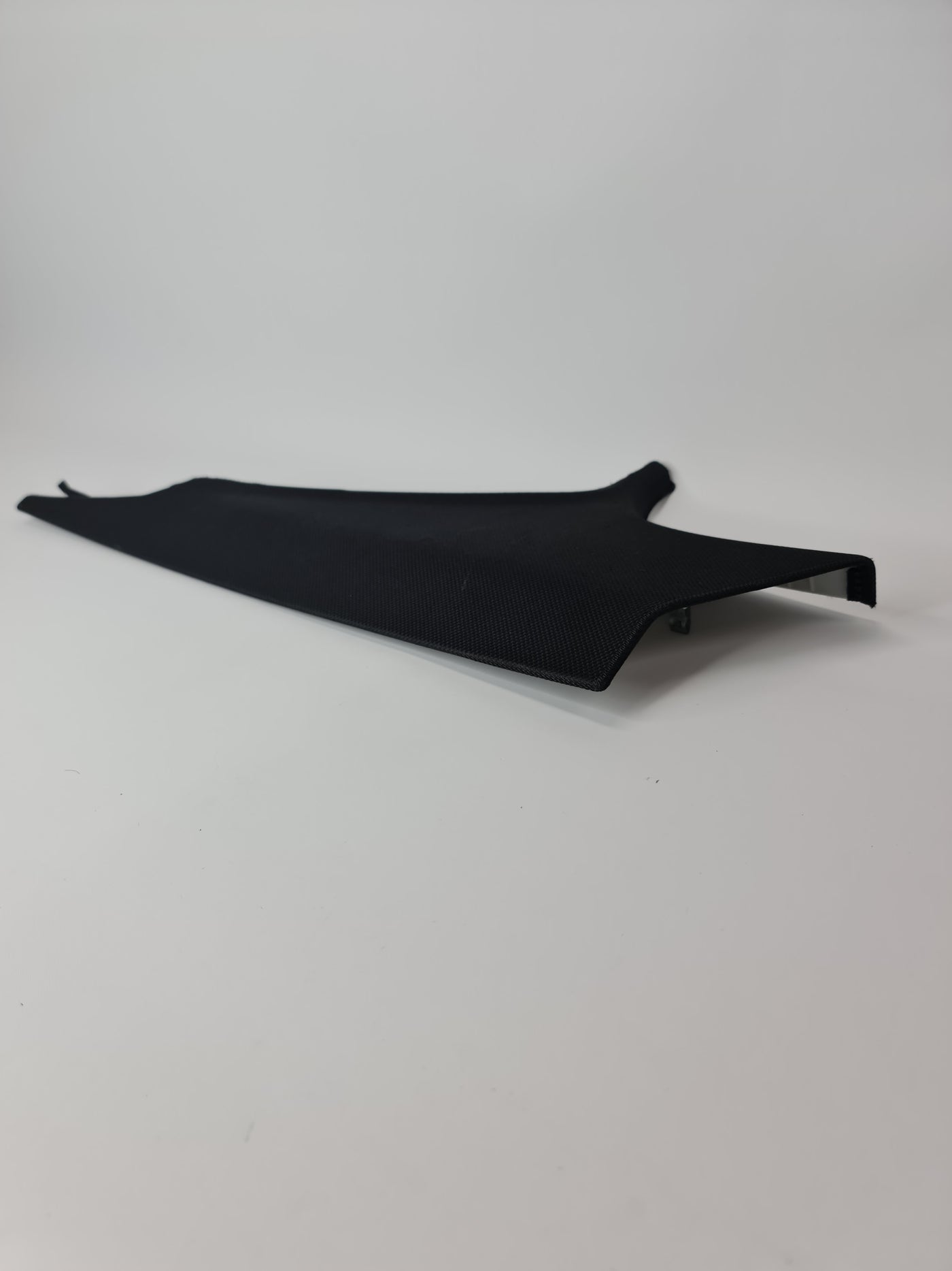 BMW 3 Series F30 2012 rear right upper black C-pillar cover panel trim with part number 51437221004.