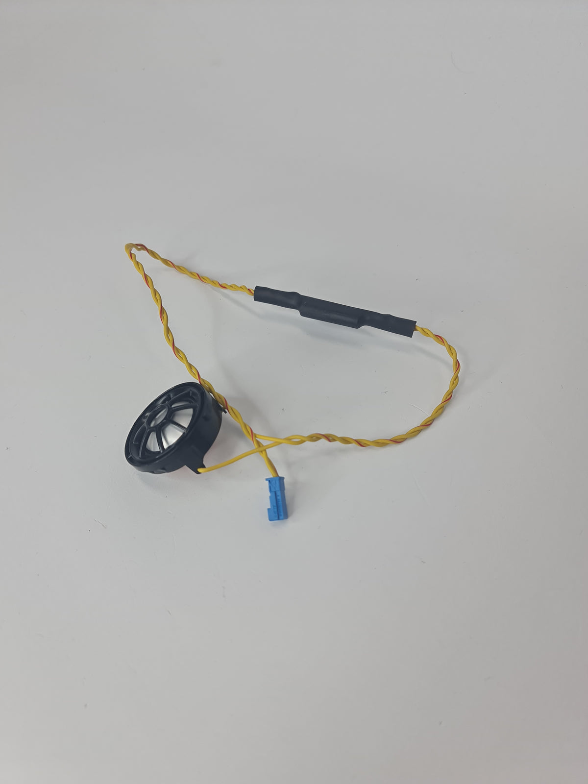 BMW top-hifi loudspeaker tweeter model 12-2020, part number 65-13-9-226-357, high-quality car audio speaker component